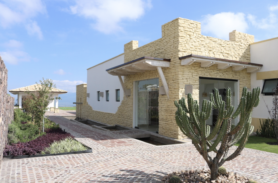 Captura de pantalla 2023-04-24 a la(s) 18.33.13